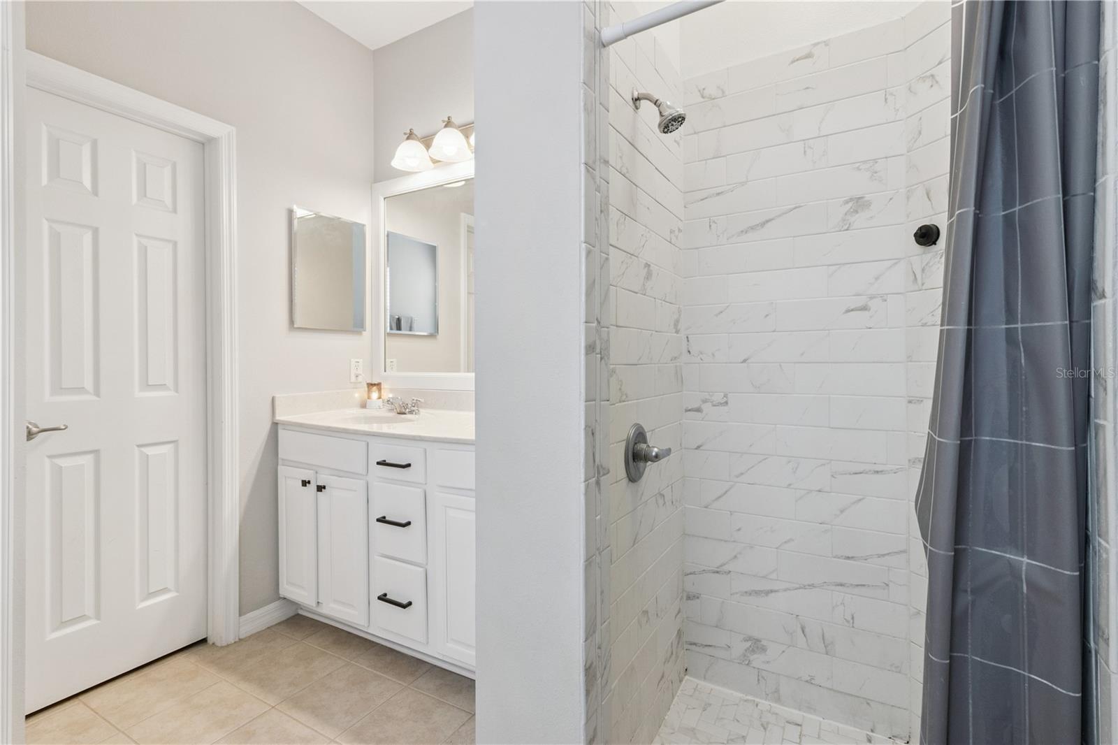 1404 LEXINGTON AVE, DAVENPORT, FL, 33837