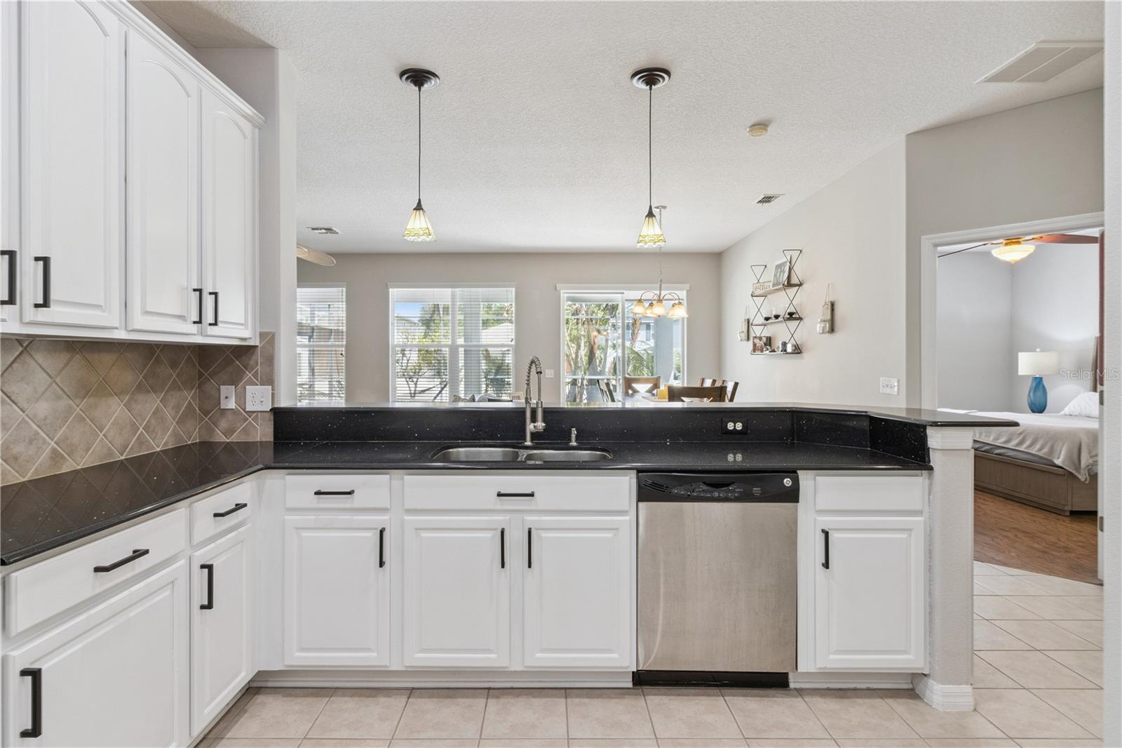 1404 LEXINGTON AVE, DAVENPORT, FL, 33837