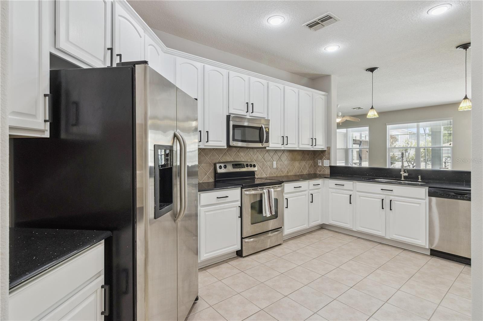 1404 LEXINGTON AVE, DAVENPORT, FL, 33837