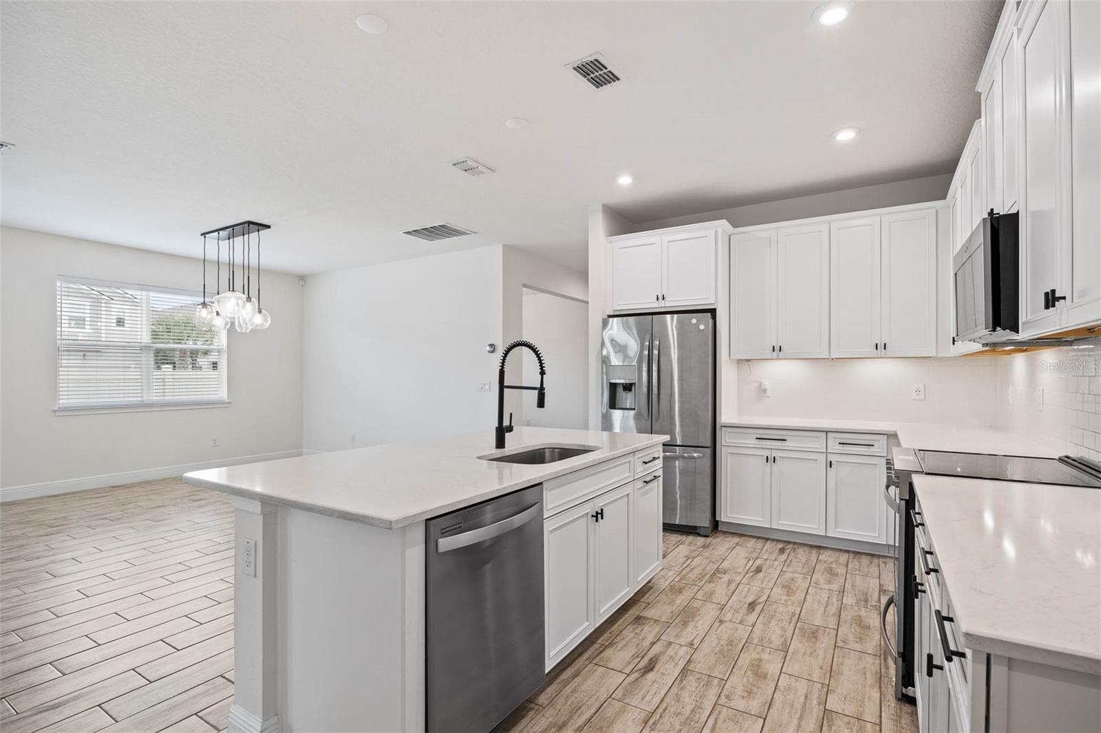 2485 MORNINGLIGHT DR, LUTZ, FL, 33558