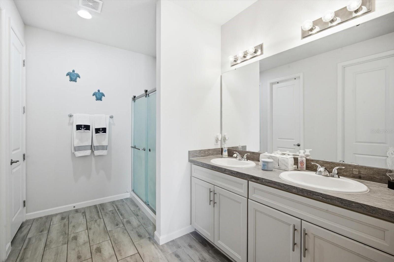 120 SUMMERSHORE DR, AUBURNDALE, FL, 33823