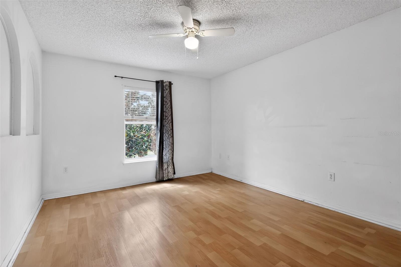 307 PLEASANT GARDENS DR, APOPKA, FL, 32703