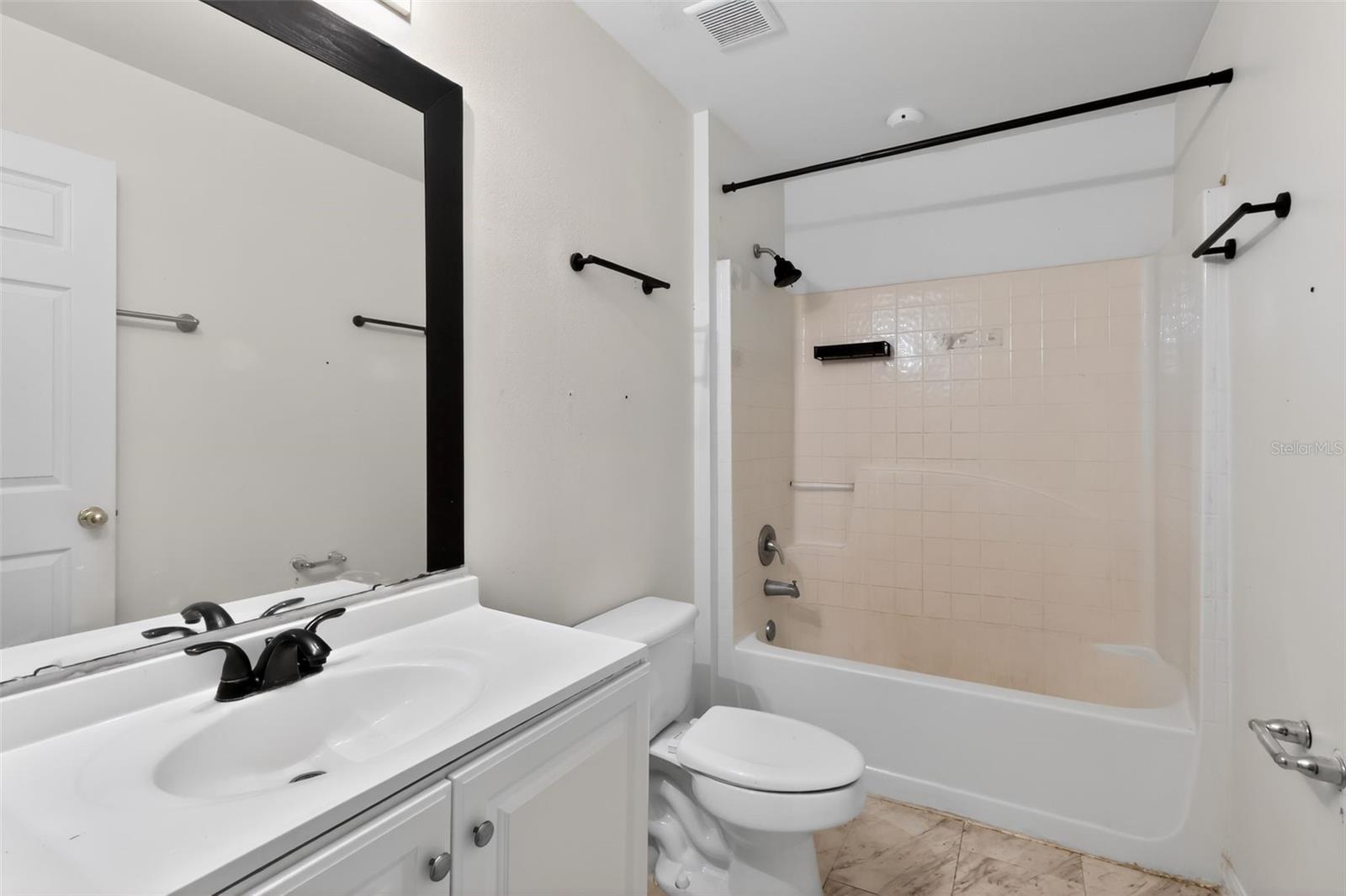 307 PLEASANT GARDENS DR, APOPKA, FL, 32703