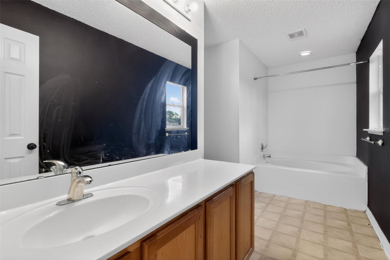 307 PLEASANT GARDENS DR, APOPKA, FL, 32703