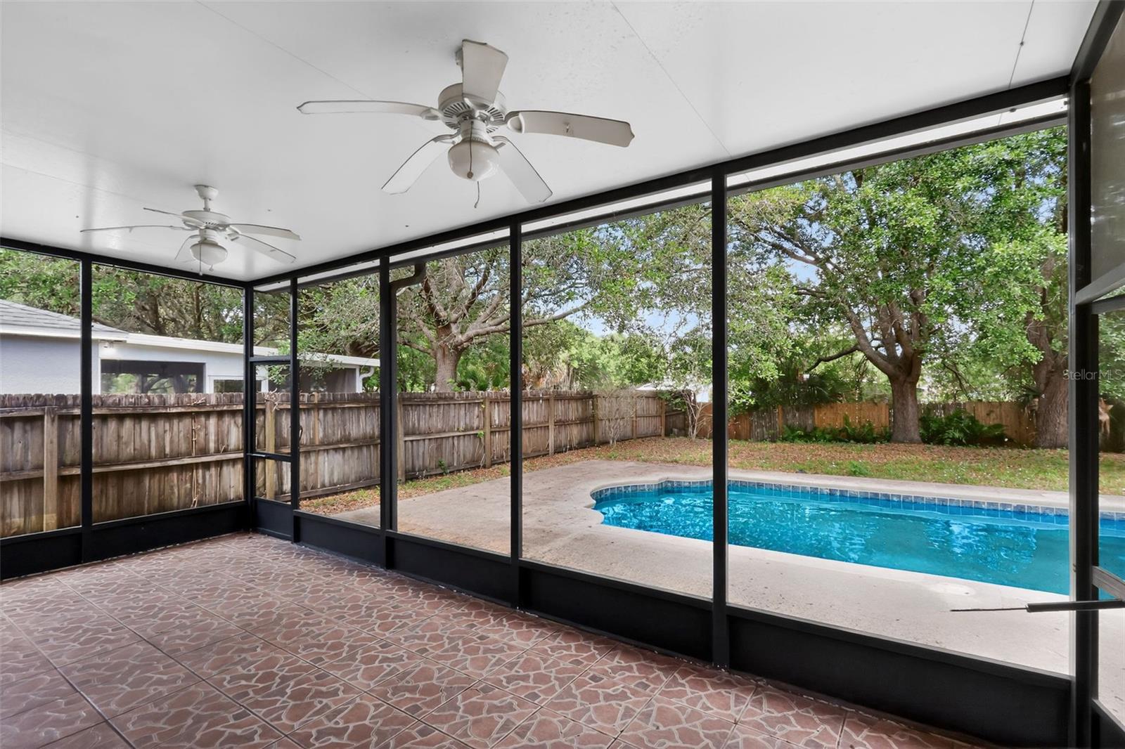 307 PLEASANT GARDENS DR, APOPKA, FL, 32703