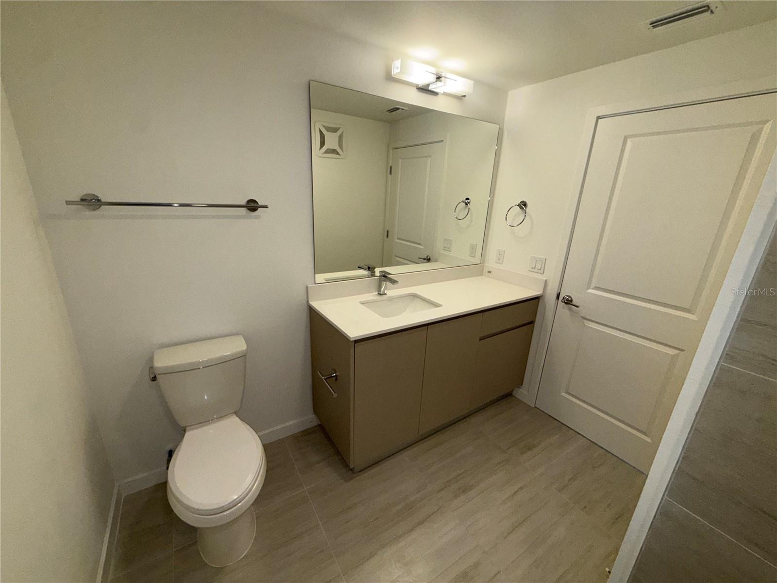 5587 MILLENIA PARK BLVD #424, ORLANDO, FL, 32839