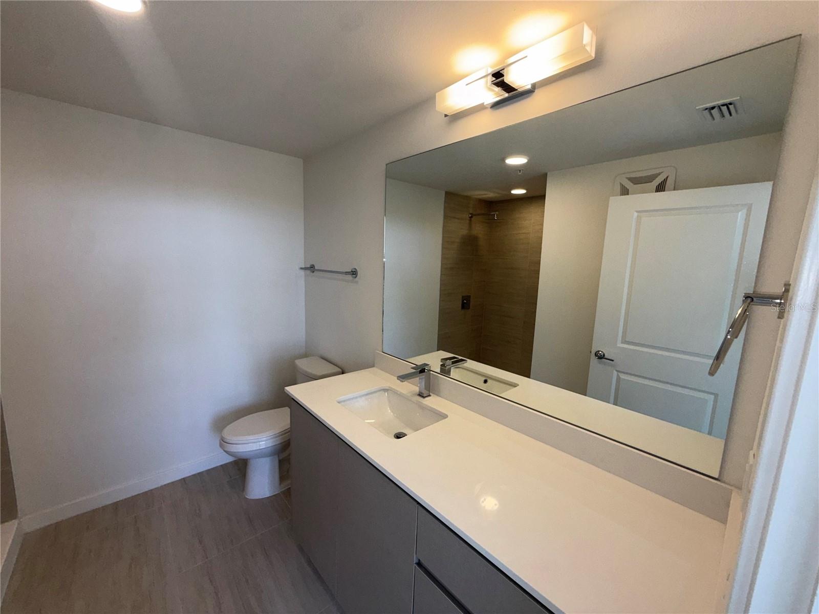 5587 MILLENIA PARK BLVD #424, ORLANDO, FL, 32839