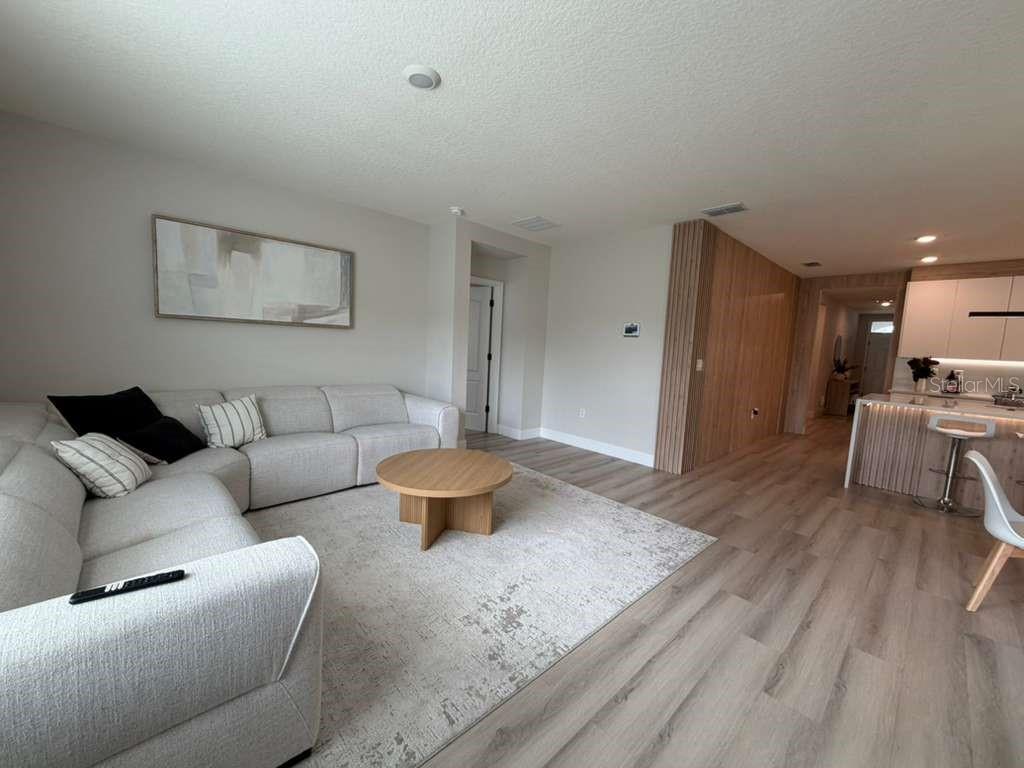 33412 COUNTRY HOUSE DR, SORRENTO, FL, 32776