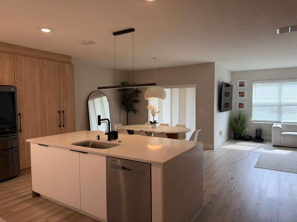 33412 COUNTRY HOUSE DR, SORRENTO, FL, 32776