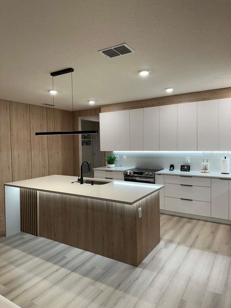 33412 COUNTRY HOUSE DR, SORRENTO, FL, 32776