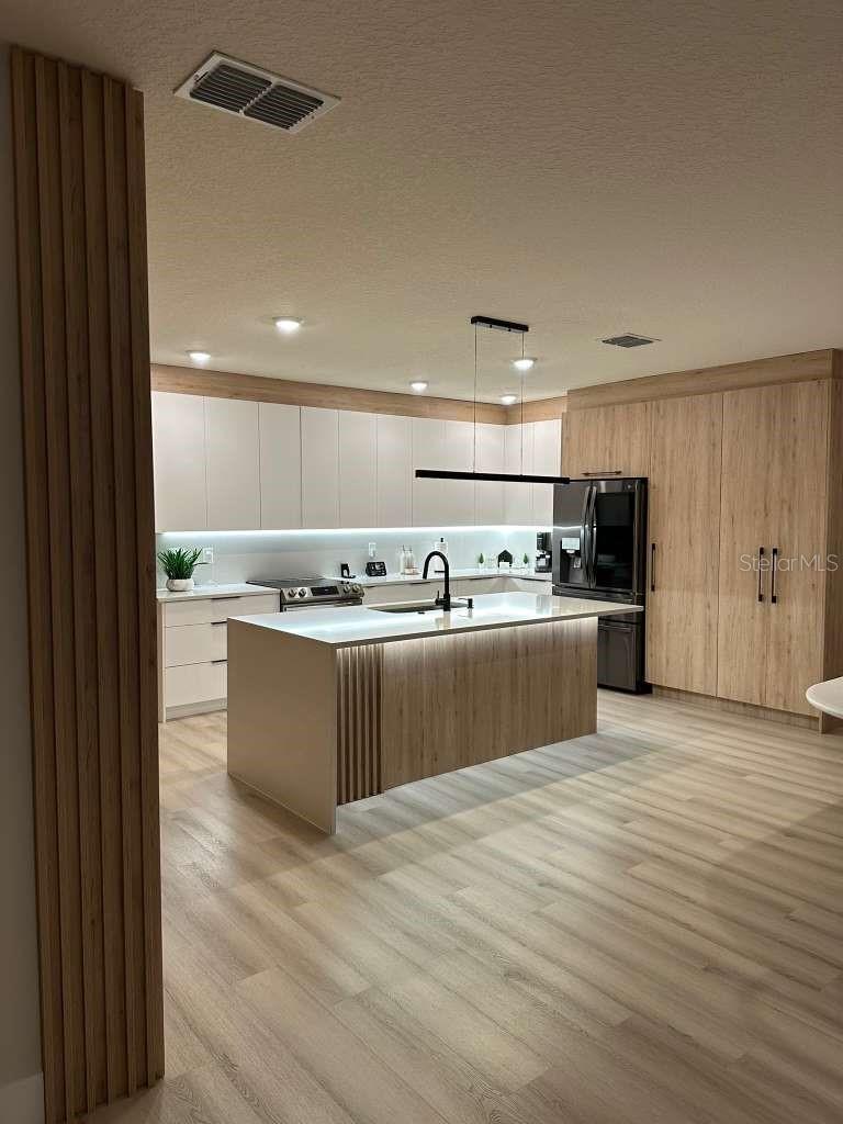 33412 COUNTRY HOUSE DR, SORRENTO, FL, 32776