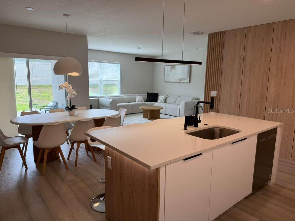 33412 COUNTRY HOUSE DR, SORRENTO, FL, 32776