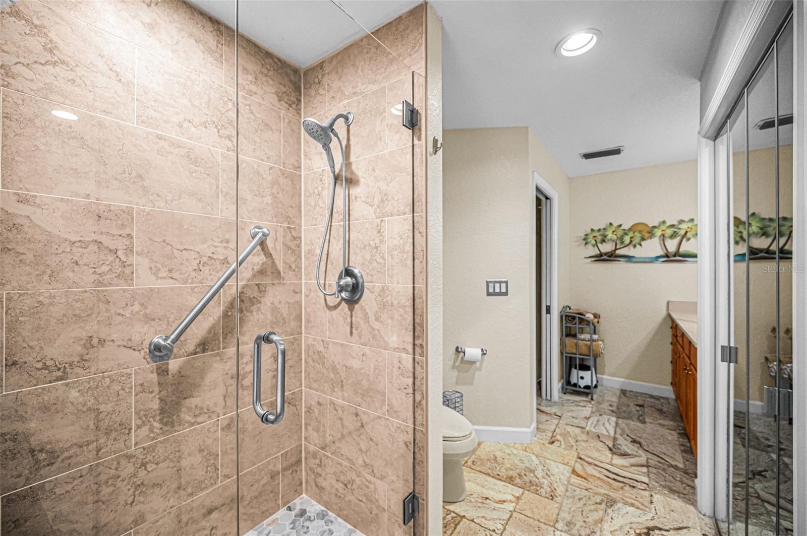 Ensuite bathroom in guest suite-main floor