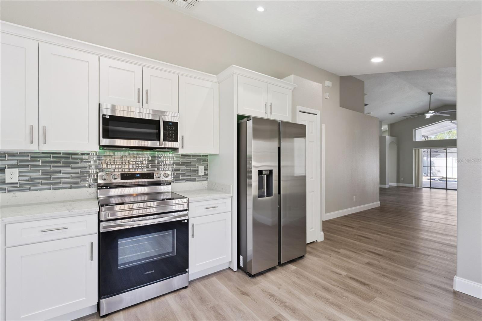 15932 ROBIN HILL LOOP, CLERMONT, FL, 34714