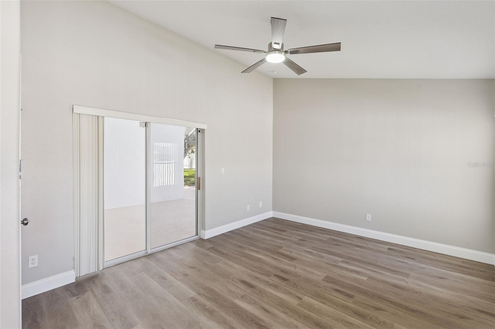 15932 ROBIN HILL LOOP, CLERMONT, FL, 34714