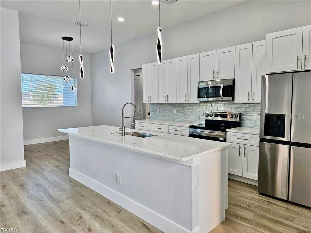 1425 NW 1ST ST, CAPE CORAL, FL, 33993