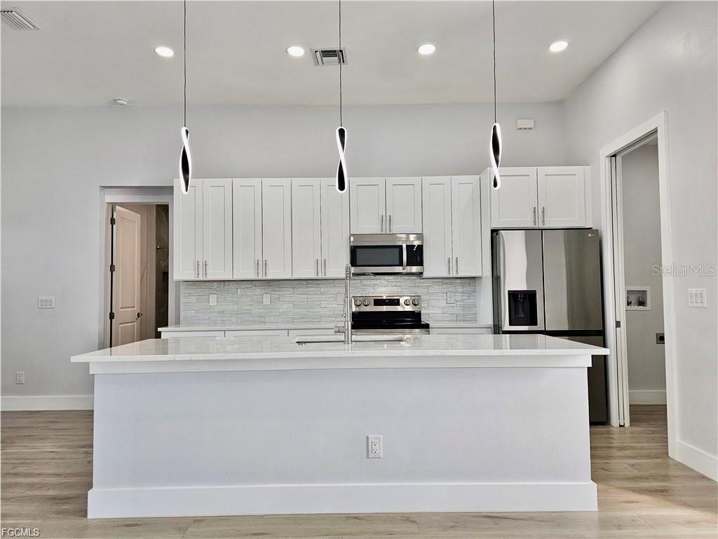 1425 NW 1ST ST, CAPE CORAL, FL, 33993