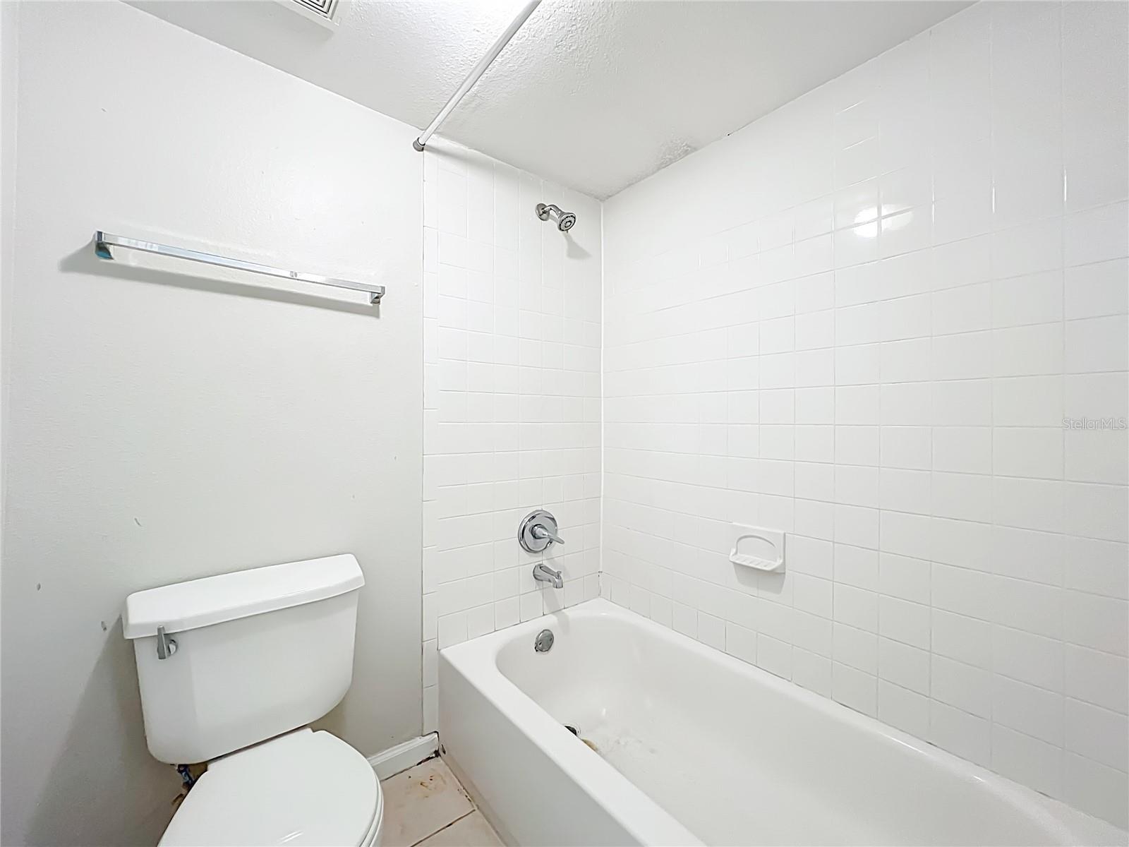 4409 S SEMORAN BLVD #3, ORLANDO, FL, 32822