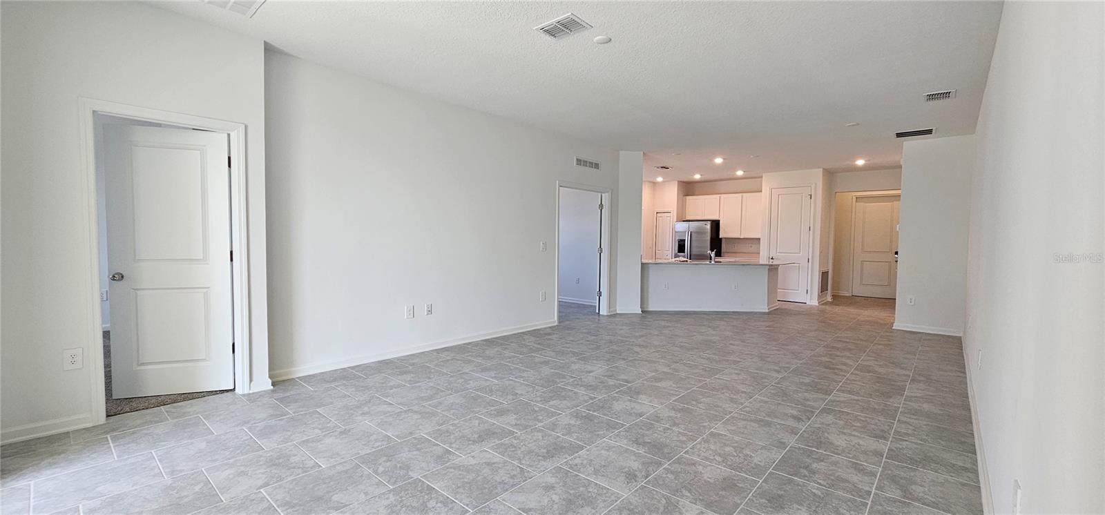 2732 GENTLE RAIN DR, DAVENPORT, FL, 33837