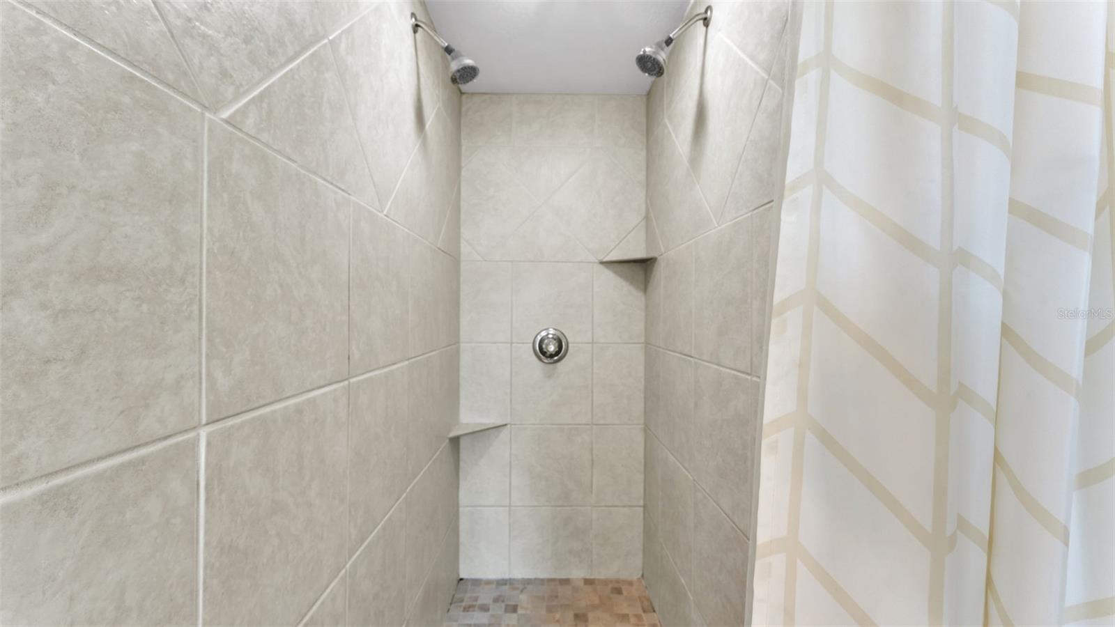 4904 FOXRUN, LAKELAND, FL, 33813