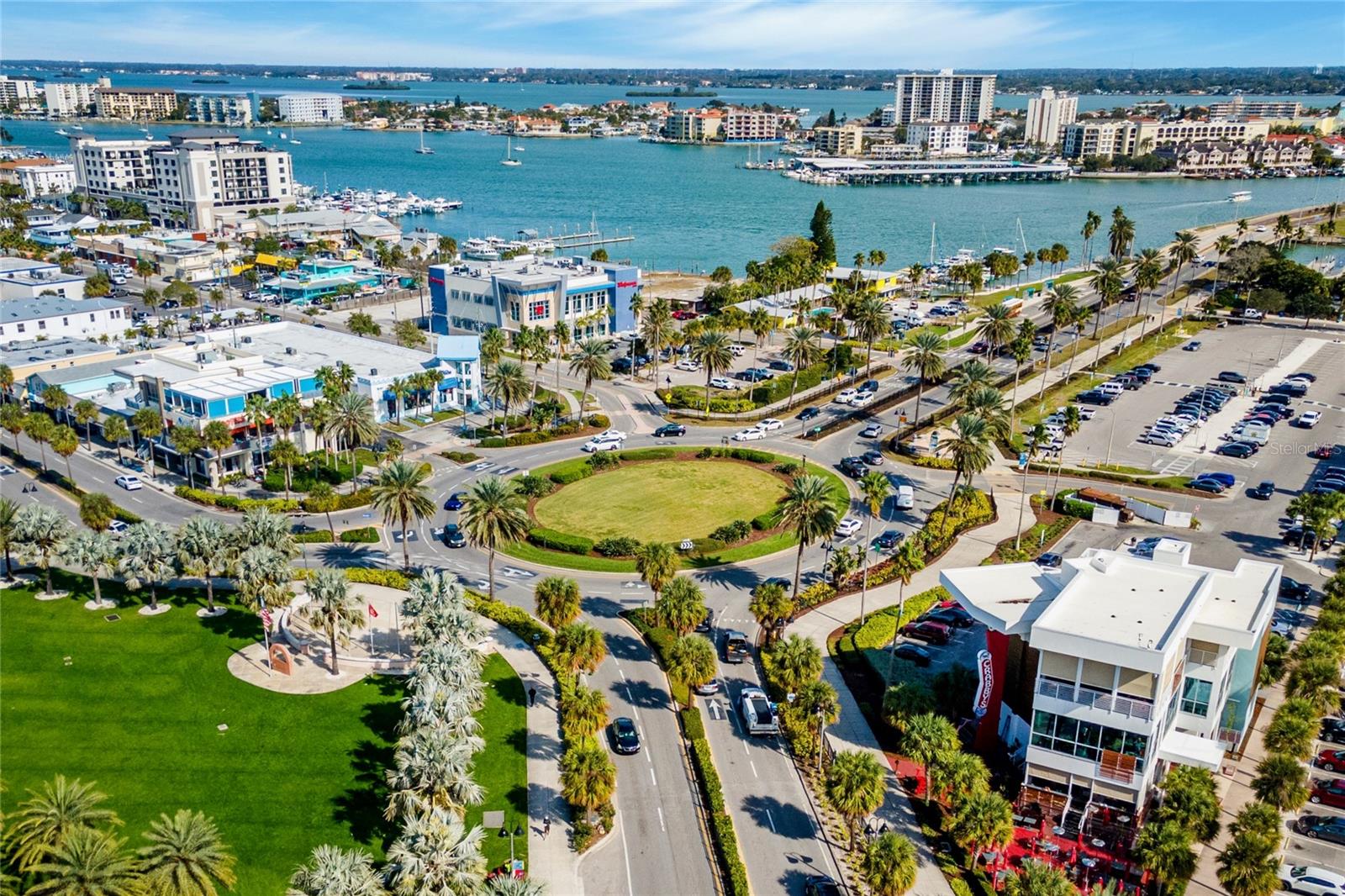 800 S GULFVIEW BLVD #303, CLEARWATER BEACH, FL, 33767