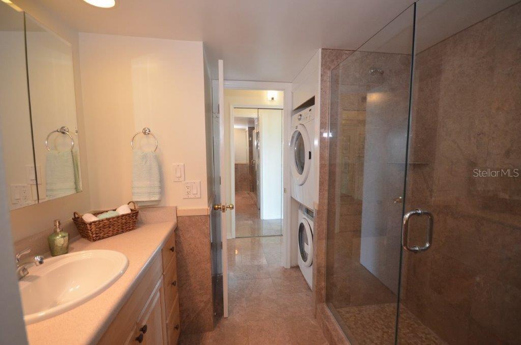 800 S GULFVIEW BLVD #303, CLEARWATER BEACH, FL, 33767