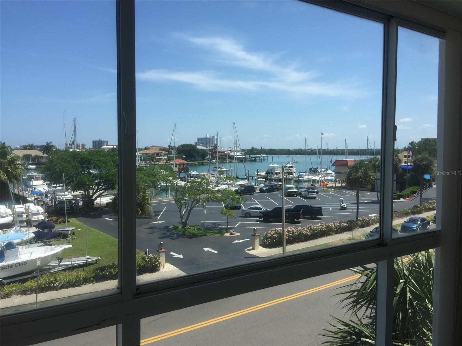 800 S GULFVIEW BLVD #303, CLEARWATER BEACH, FL, 33767