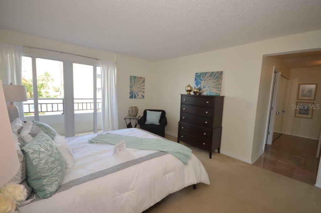 800 S GULFVIEW BLVD #303, CLEARWATER BEACH, FL, 33767