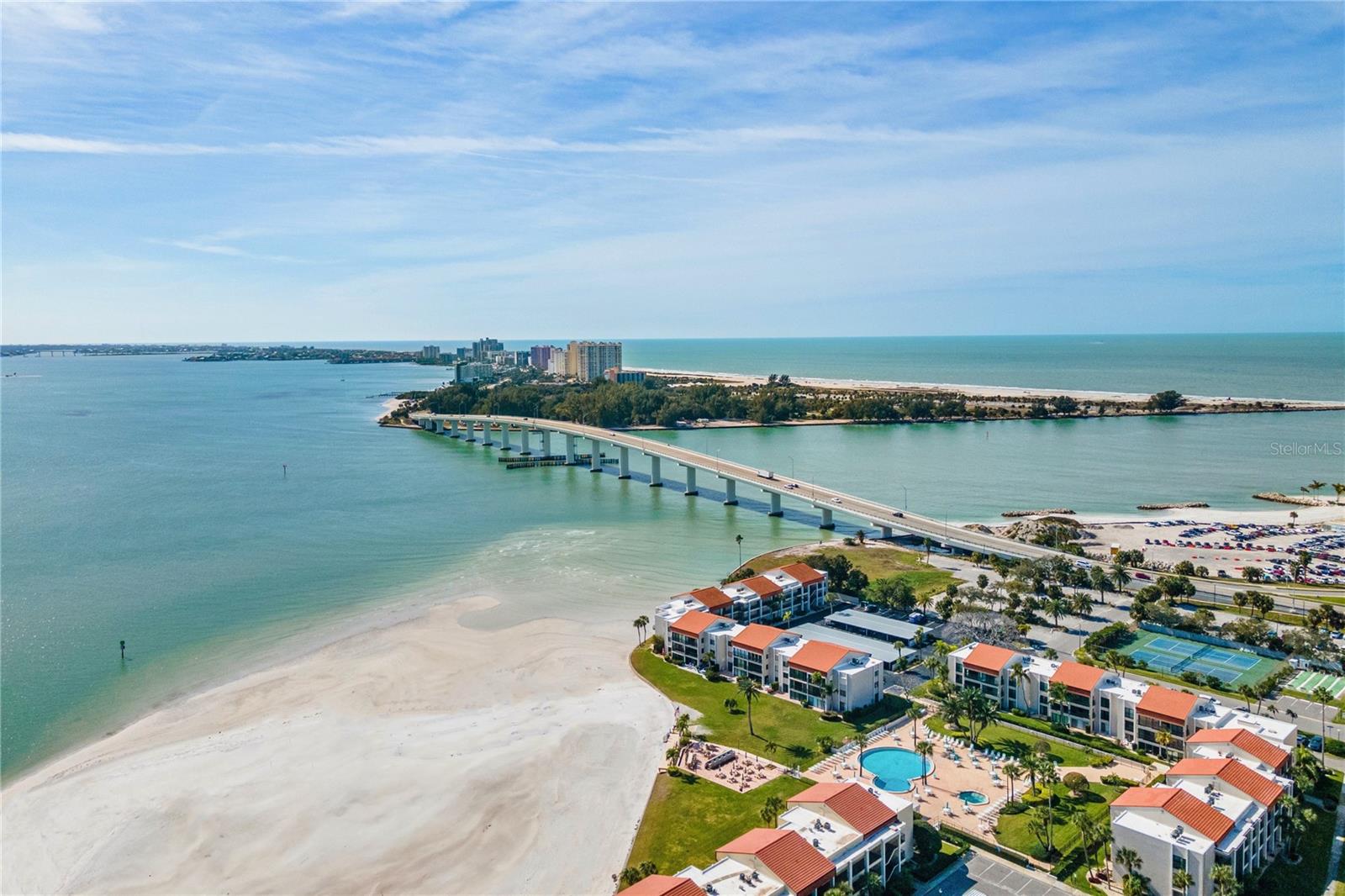 800 S GULFVIEW BLVD #303, CLEARWATER BEACH, FL, 33767