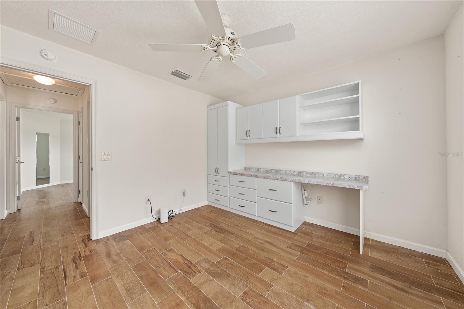 2409 MORVEN PARK WAY, THE VILLAGES, FL, 32162