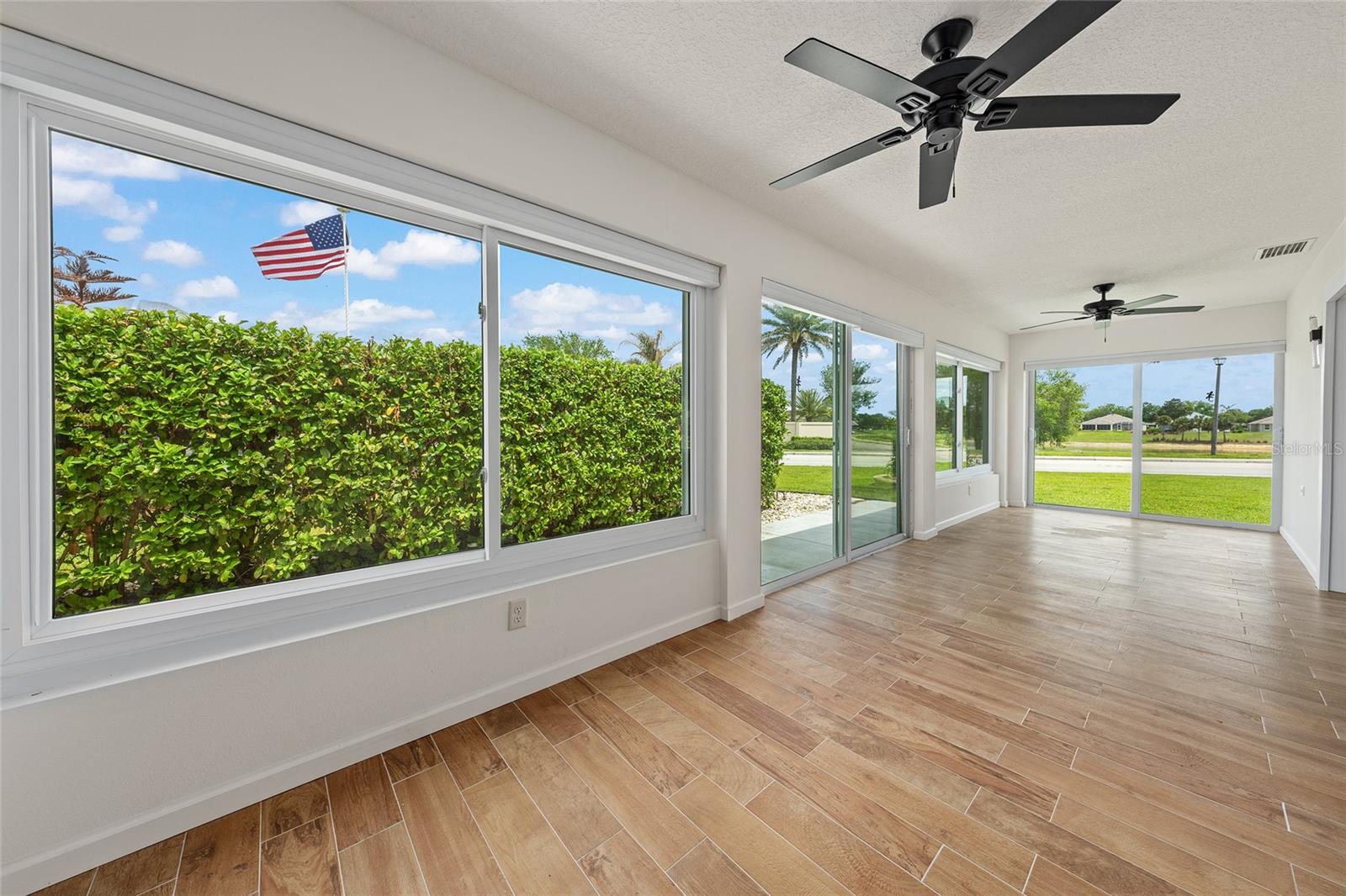 2409 MORVEN PARK WAY, THE VILLAGES, FL, 32162