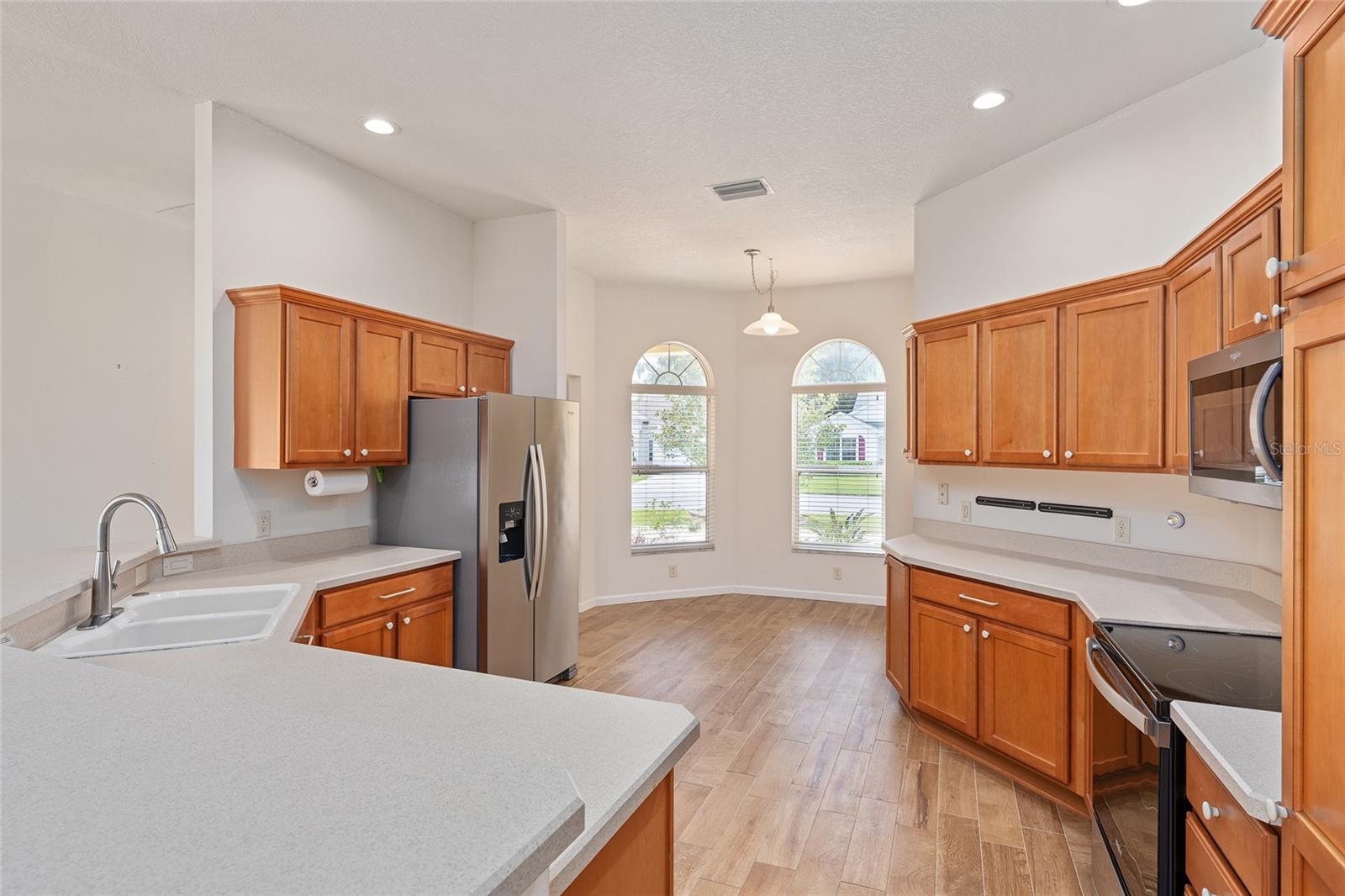 2409 MORVEN PARK WAY, THE VILLAGES, FL, 32162