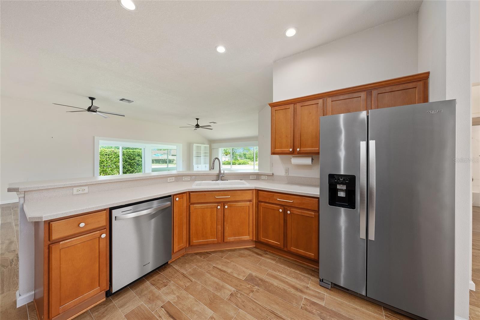 2409 MORVEN PARK WAY, THE VILLAGES, FL, 32162