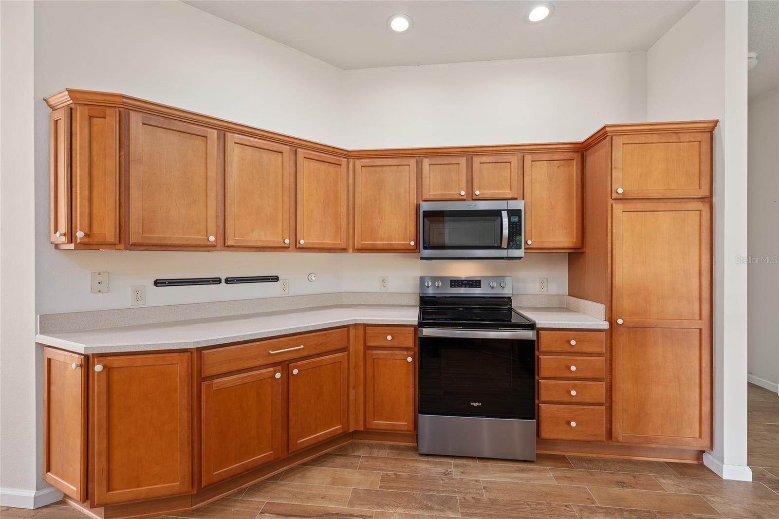 2409 MORVEN PARK WAY, THE VILLAGES, FL, 32162