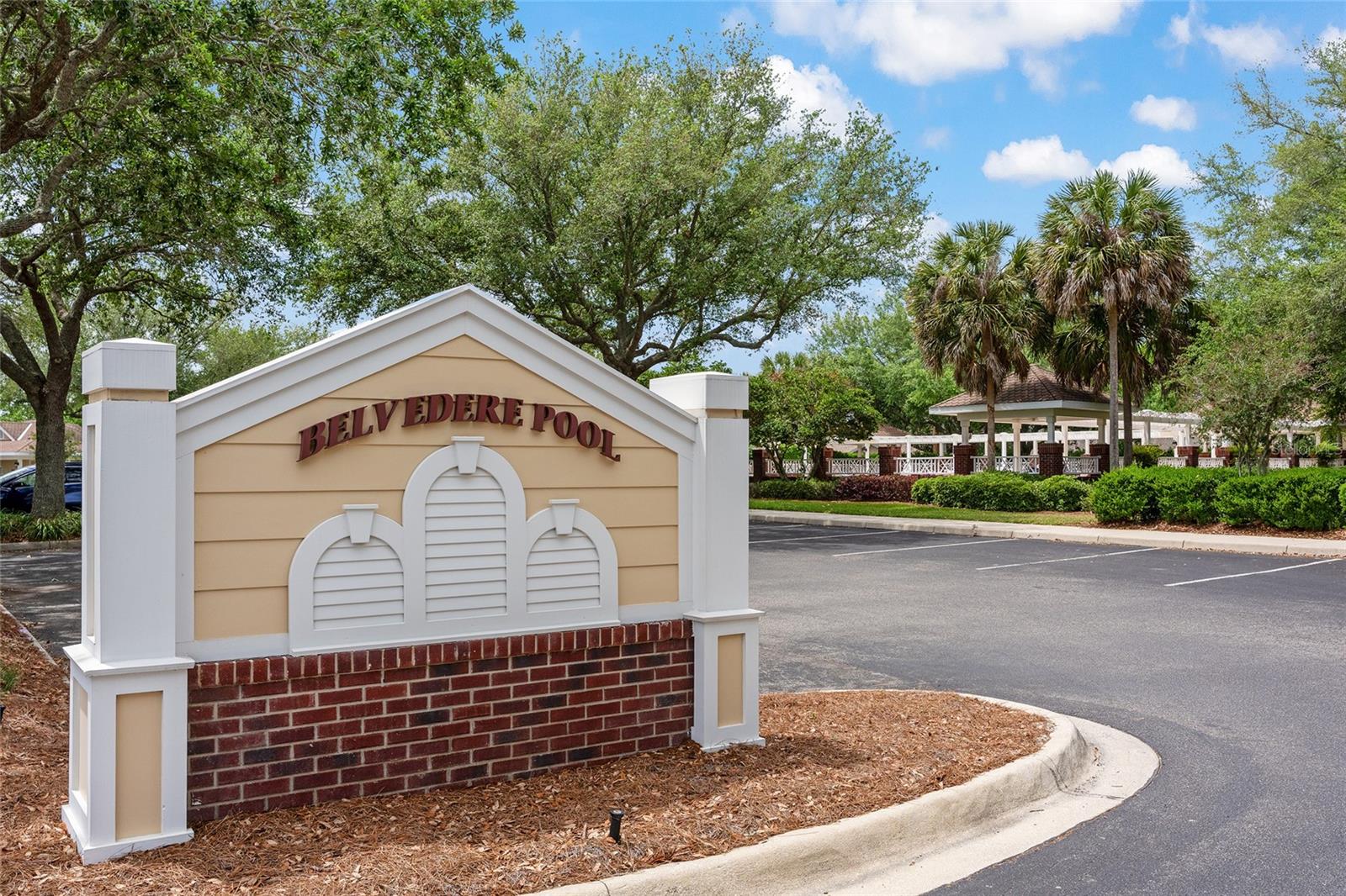 2409 MORVEN PARK WAY, THE VILLAGES, FL, 32162