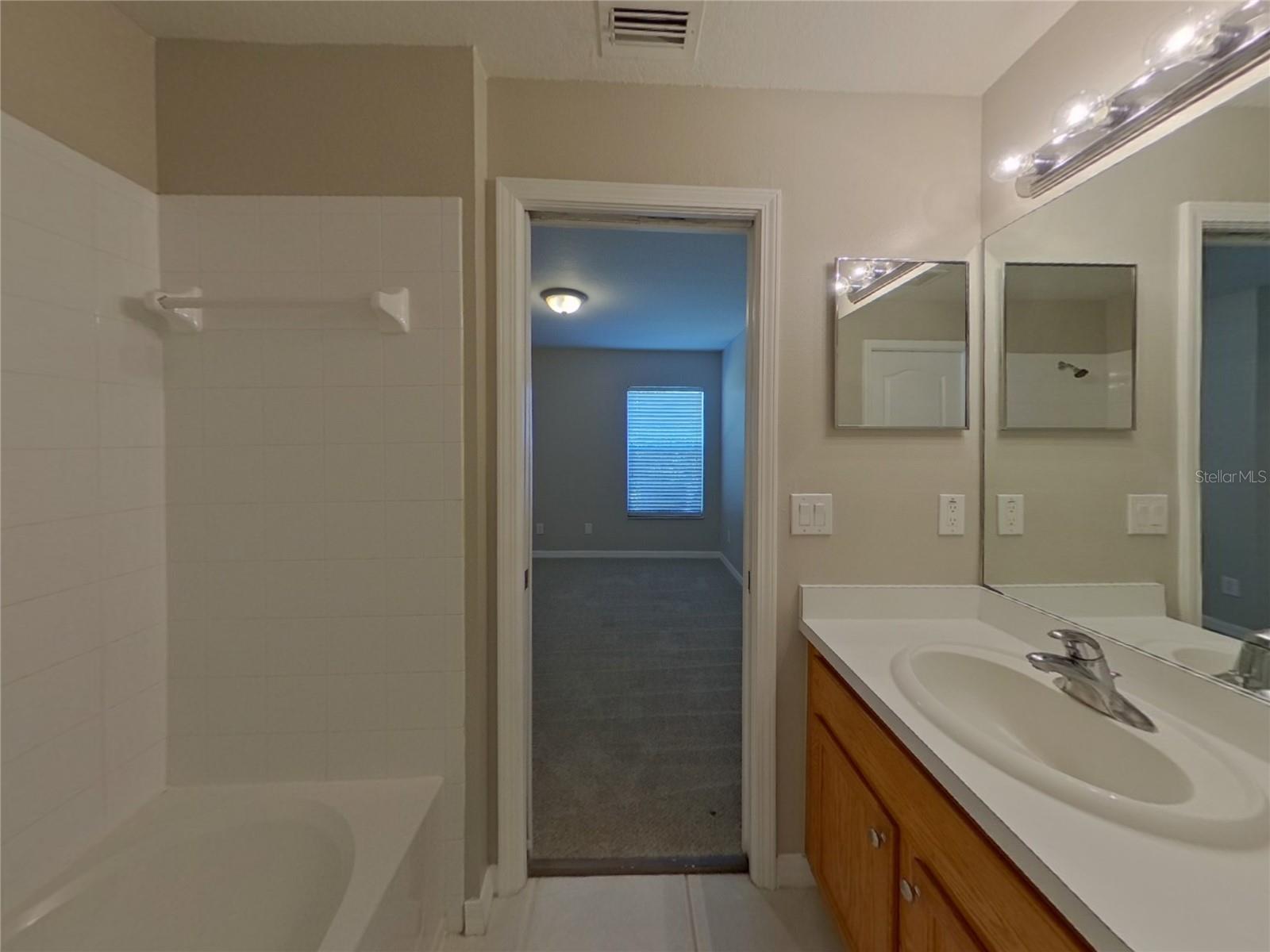 MEADOW POINTE 04 PRCL J, WESLEY CHAPEL, FL, 33543