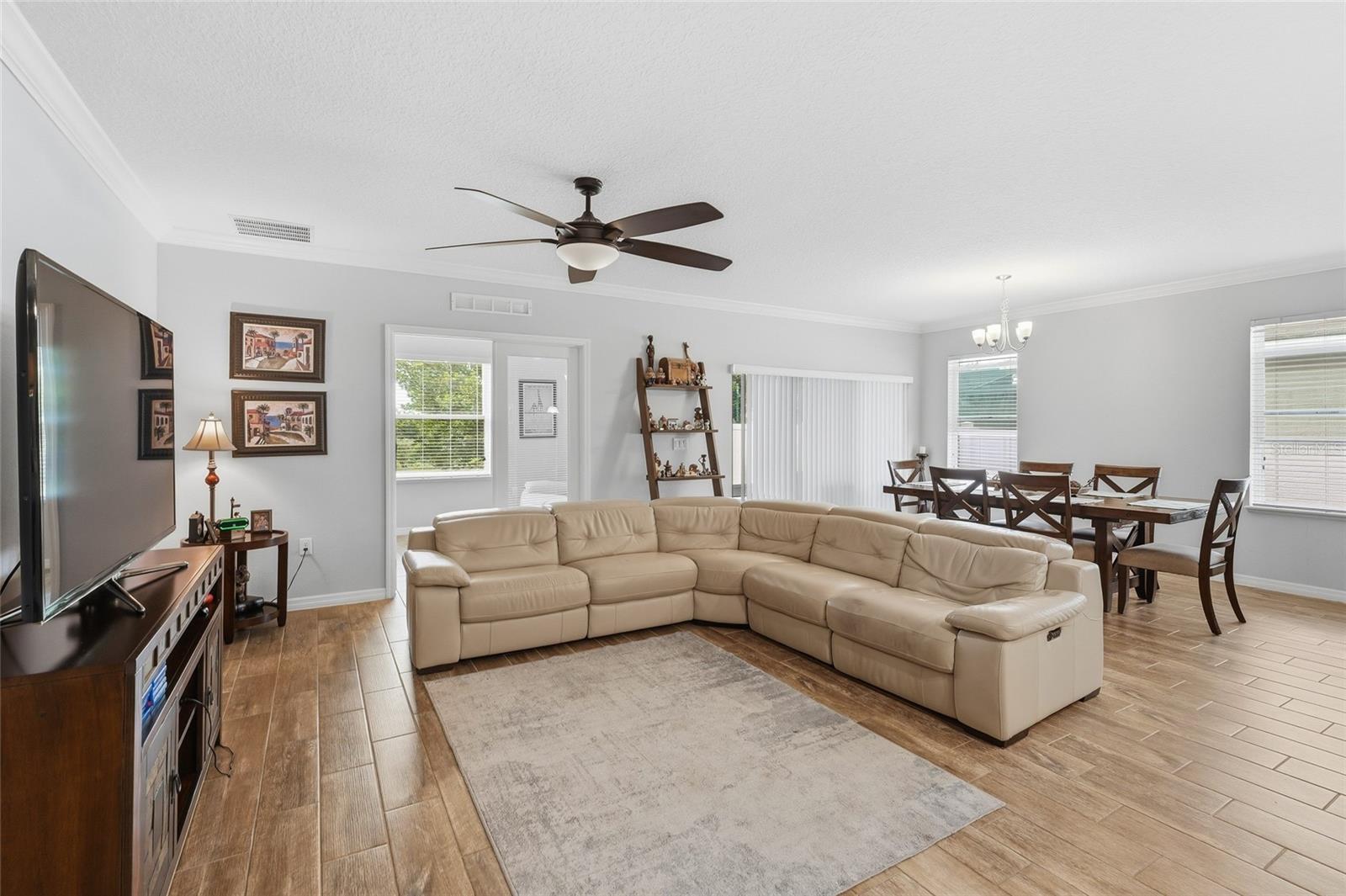 186 FLATWOODS LOOP, DAVENPORT, FL, 33837