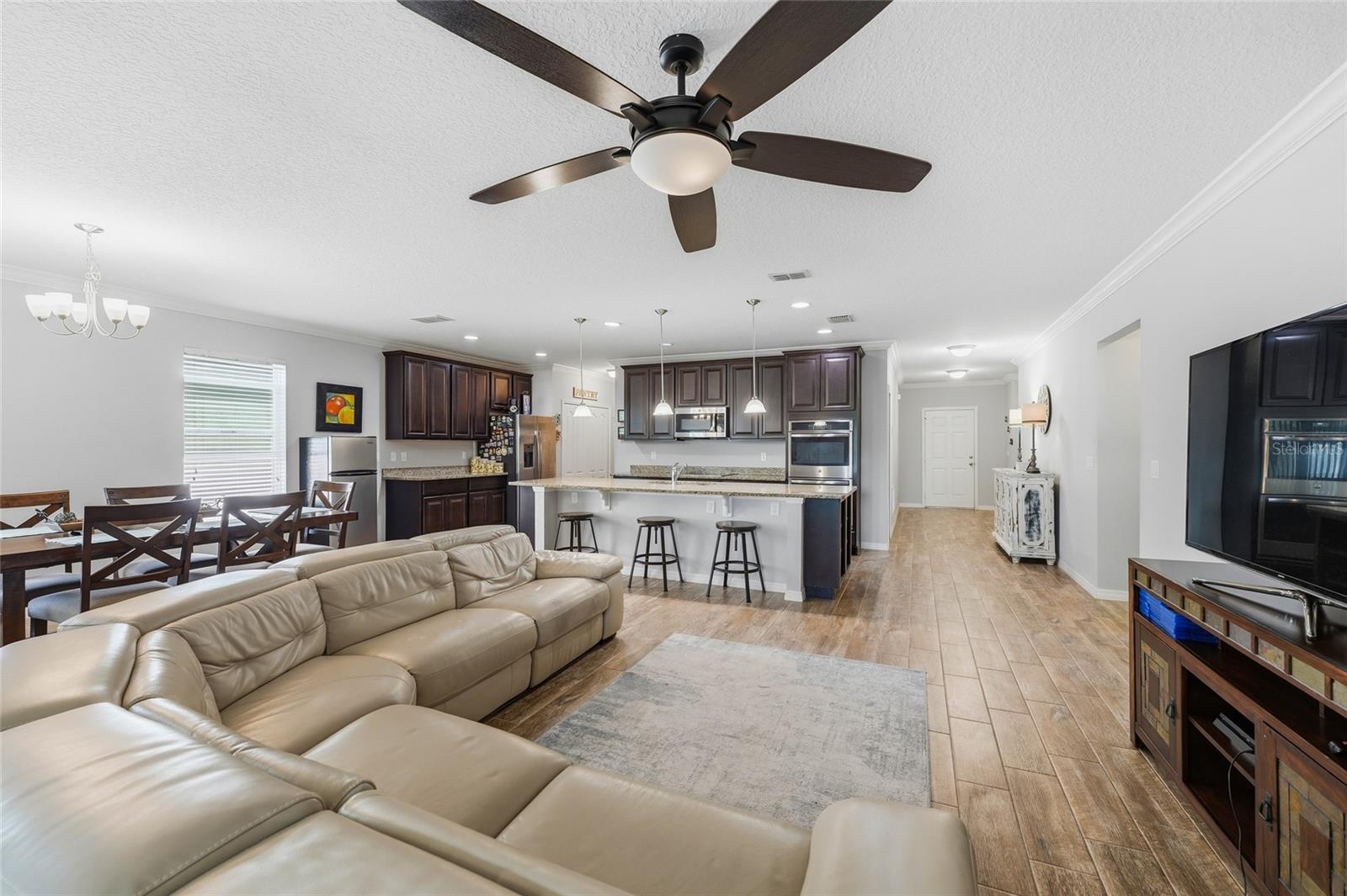 186 FLATWOODS LOOP, DAVENPORT, FL, 33837