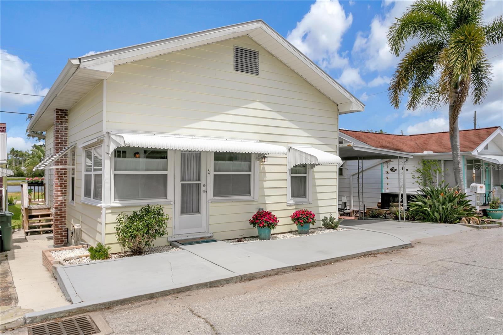 14 BRADEN CASTLE DR, BRADENTON, FL, 34208