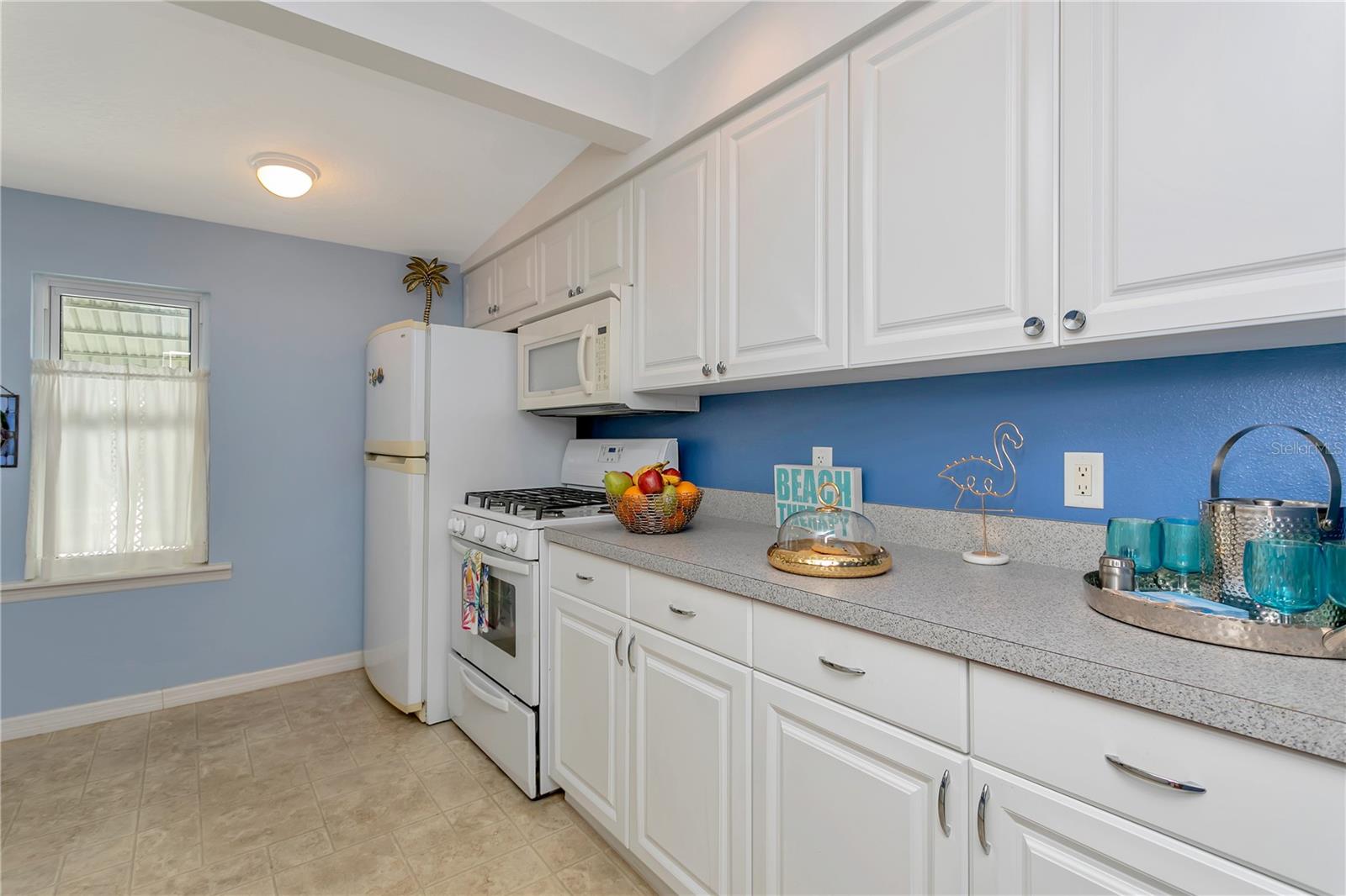 14 BRADEN CASTLE DR, BRADENTON, FL, 34208