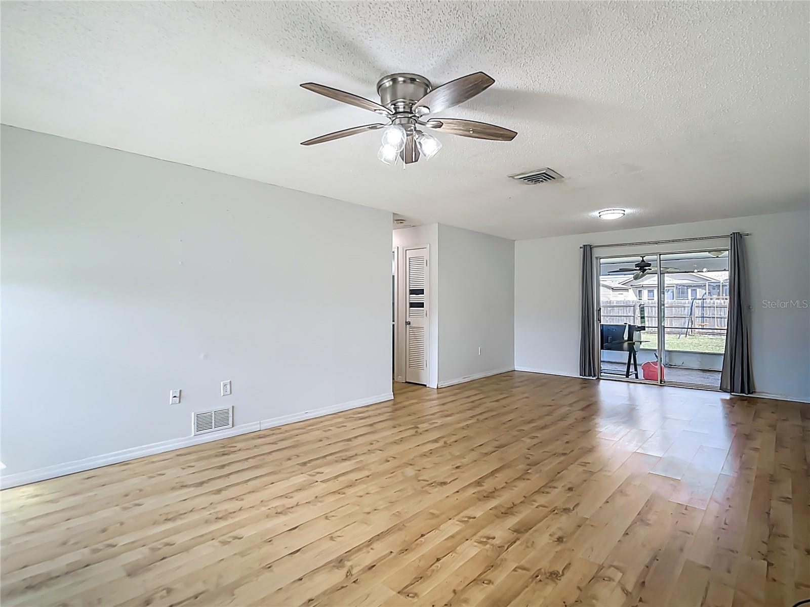 610 CHAMBER ST NW, PORT CHARLOTTE, FL, 33948