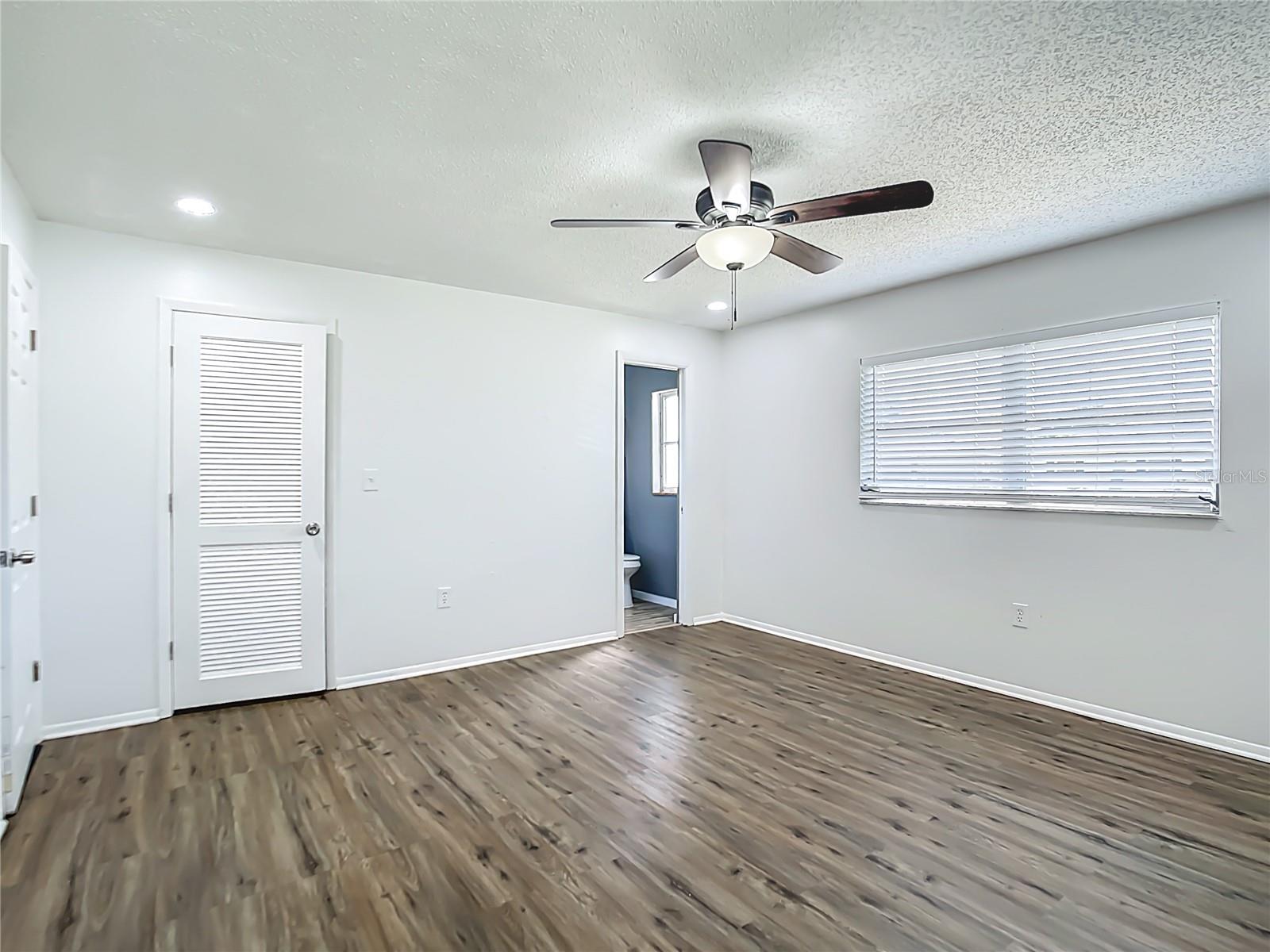 610 CHAMBER ST NW, PORT CHARLOTTE, FL, 33948