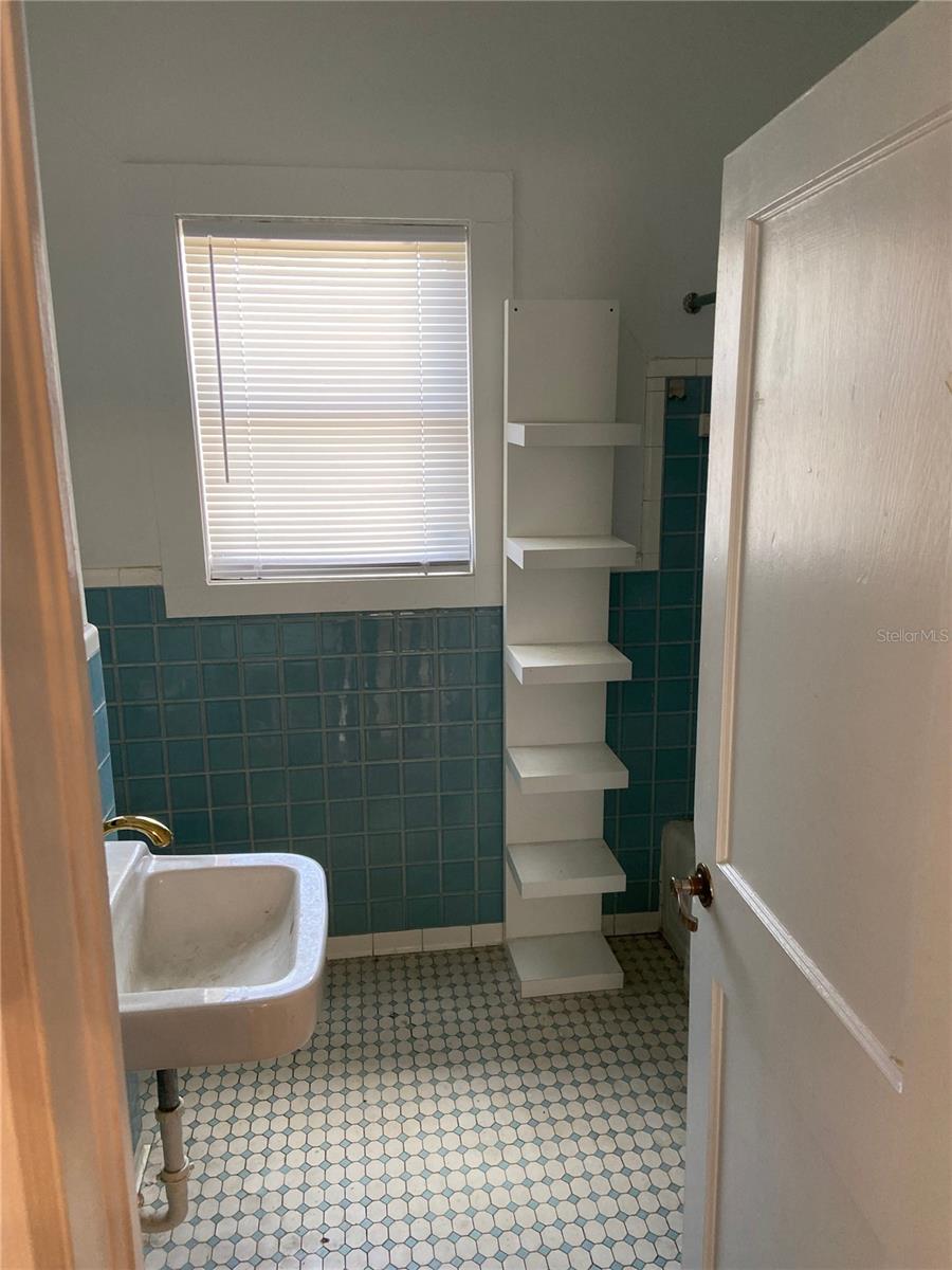 108 S WILLOW AVE, TAMPA, FL, 33606