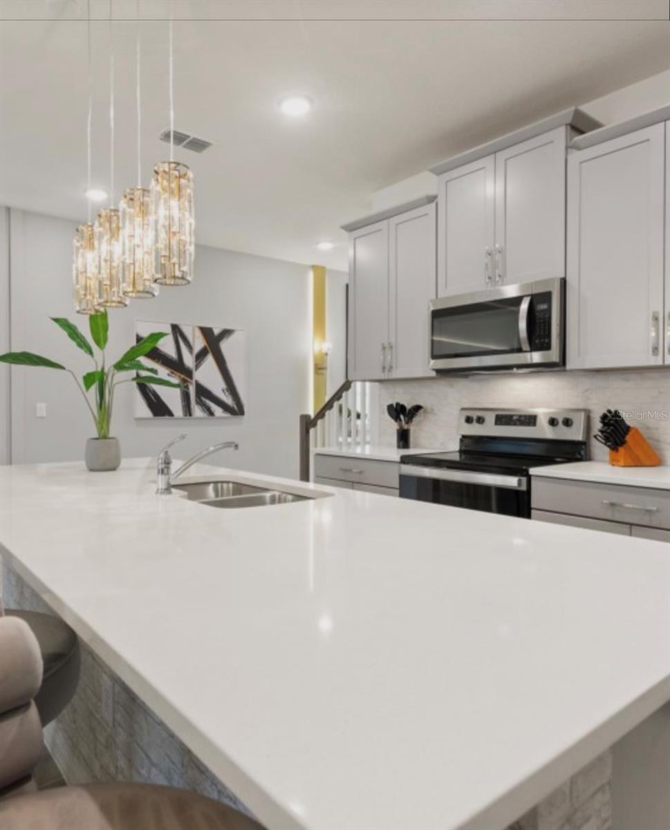 1692 TROPICAL PALMS CIR, KISSIMMEE, FL, 34747