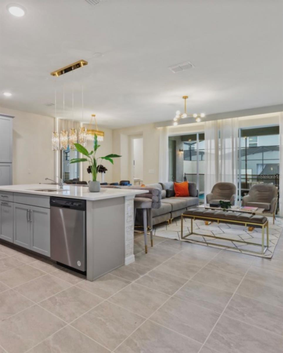 1692 TROPICAL PALMS CIR, KISSIMMEE, FL, 34747