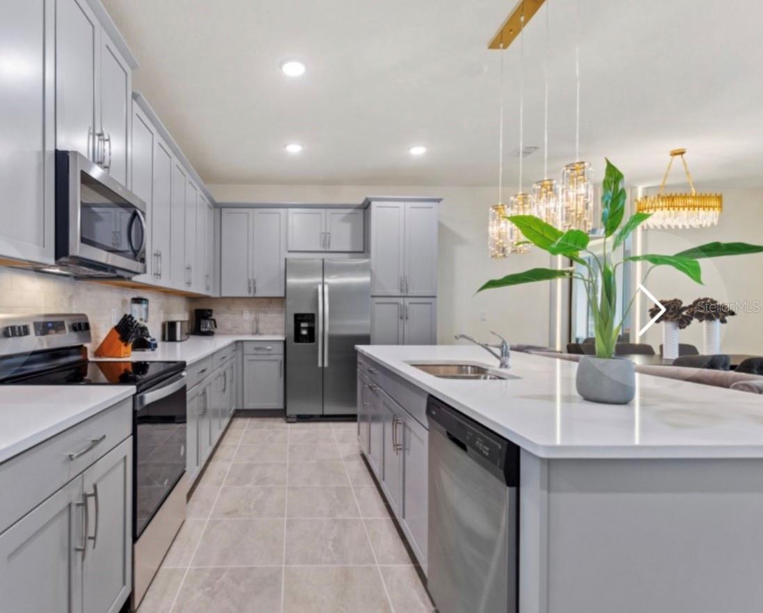 1692 TROPICAL PALMS CIR, KISSIMMEE, FL, 34747