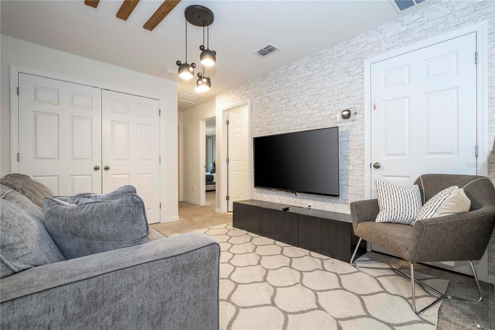 1692 TROPICAL PALMS CIR, KISSIMMEE, FL, 34747