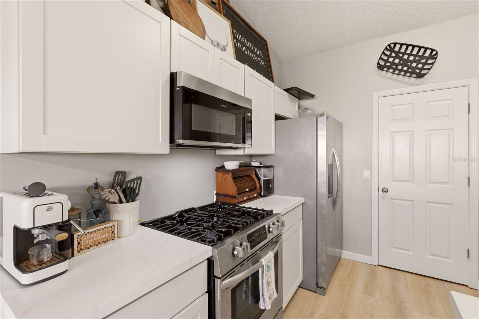 562 GERALDINE DR, DELTONA, FL, 32725