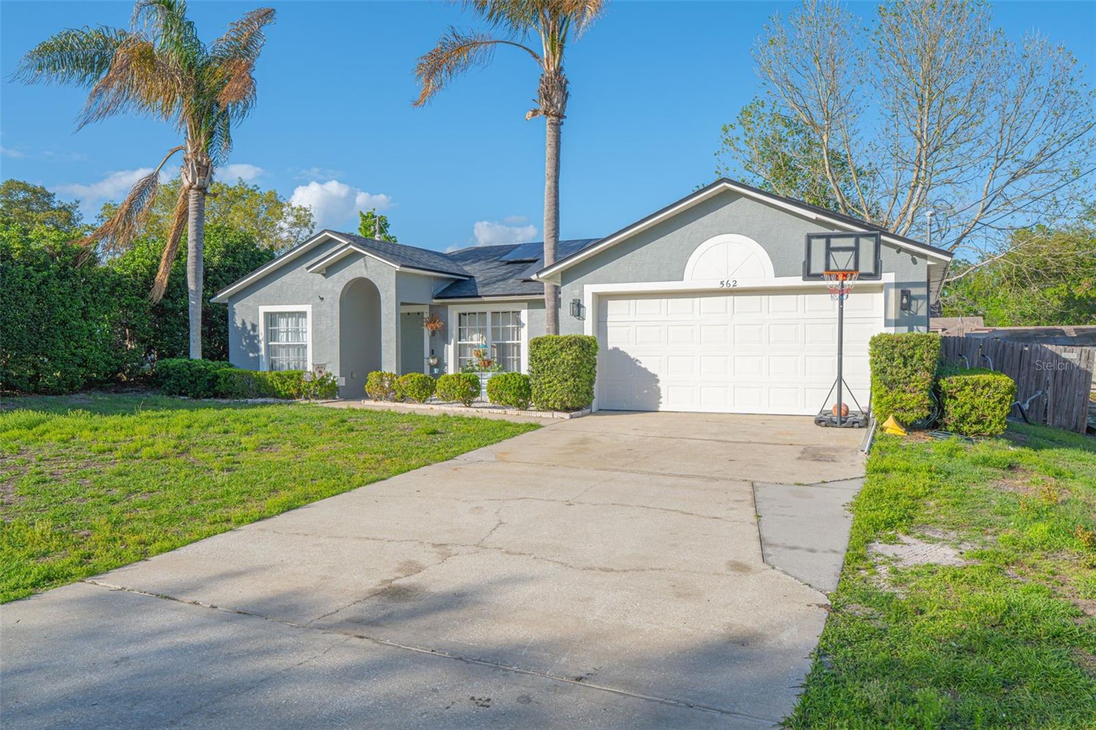 562 GERALDINE DR, DELTONA, FL, 32725