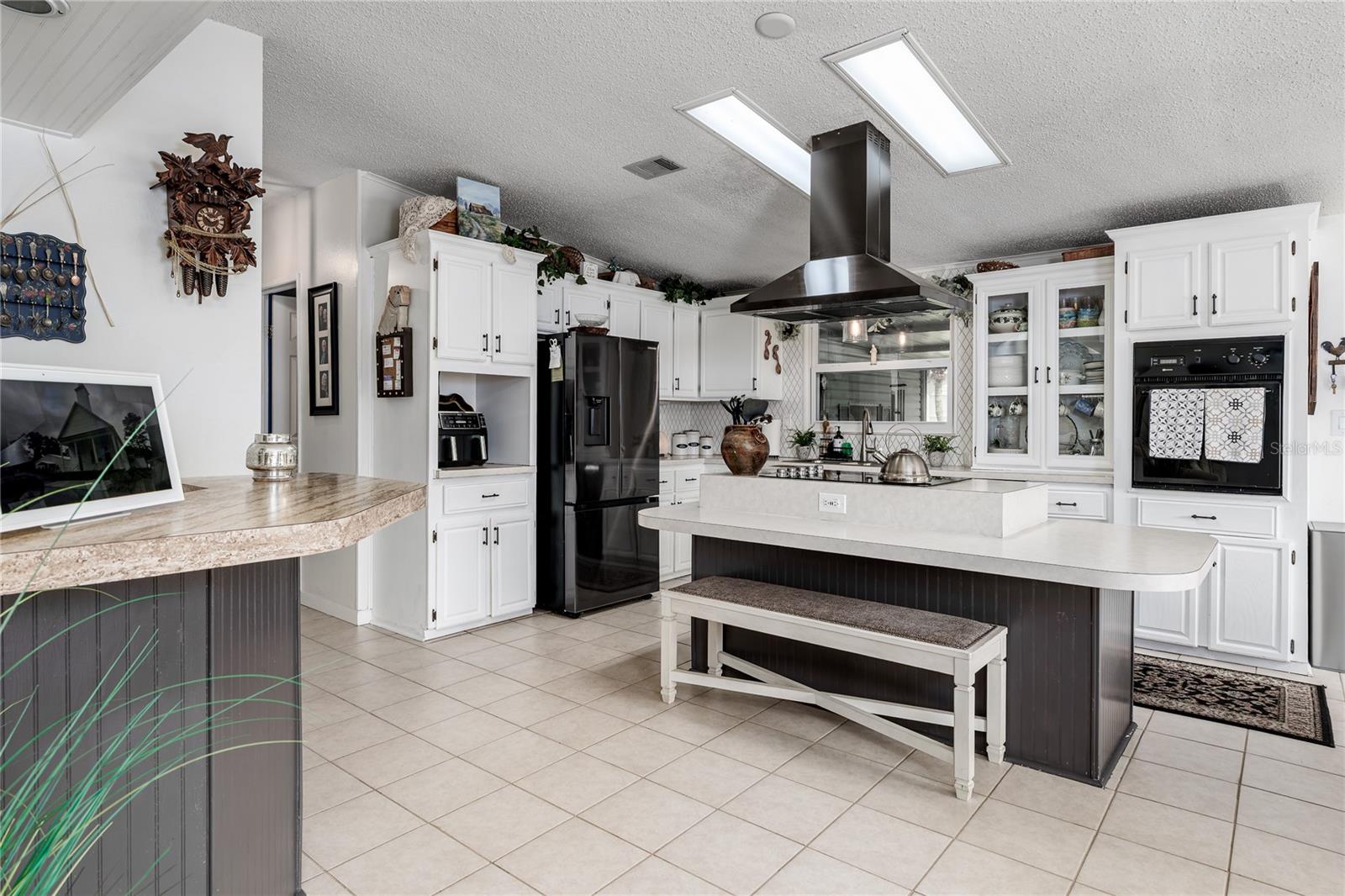 8520 COUNTESS AVENUE CIR, PALMETTO, FL, 34221